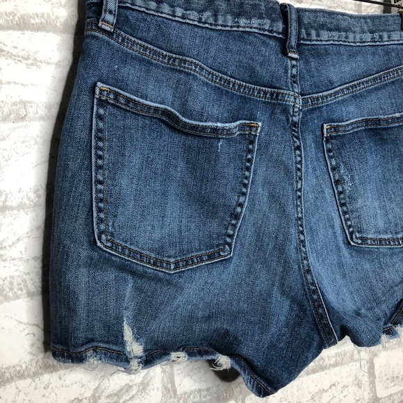 Uniqlo Distressed Cut Off Jean Shorts - Picture 4 of 5